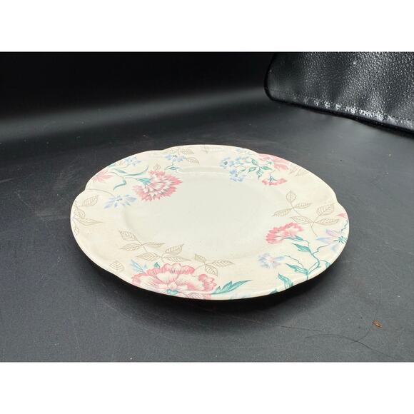 Vintage Johnson Brothers China “Lynton” 8" Small Serving Plate - Picture 8 of 8